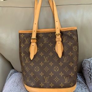 louis vuitton monogram bucket pm